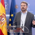 Diputado de Sumar pide que la votación de los decretos de vivienda se haga por llamamiento ante el rechazo de Junts