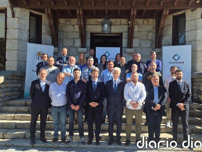 Dirección y sindicatos de Hunosa firman el Plan Estratégico 2025-2028