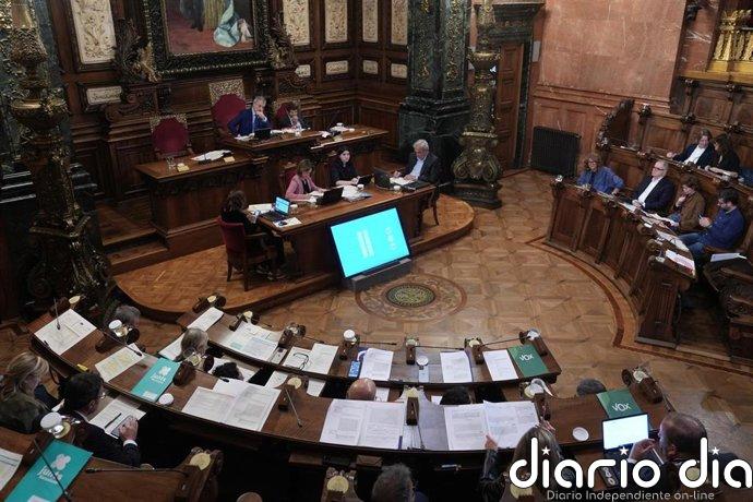 El Ayuntamiento de Barcelona aplaza el pleno municipal de octubre al viernes que viene