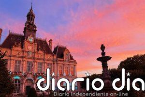 El Ayuntamiento de Limoges arde por completo durante las protestas en Francia