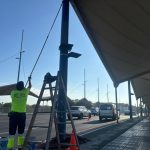 El Ayuntamiento de Sevilla renueva los toldos del puente del Cachorro tras más de tres décadas de su instalación