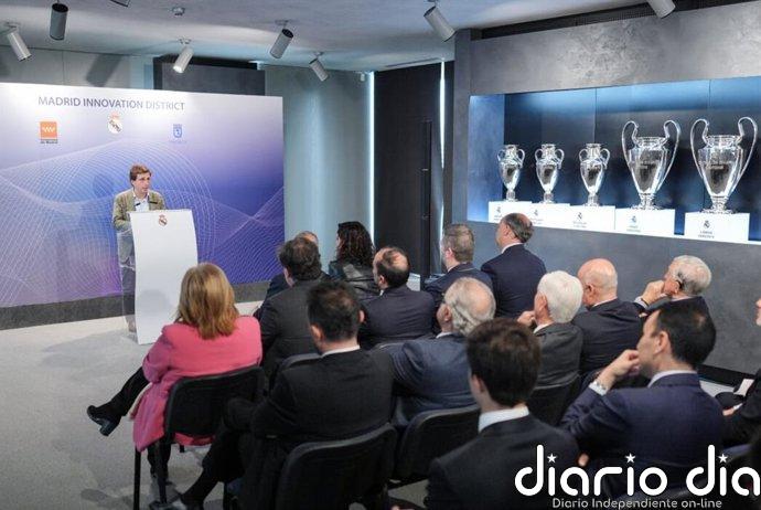 El Ayuntamiento reconoce un "error material" que subsanará en la recalificación de la Ciudad del Real Madrid
