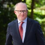 El BCE alerta que la IA puede contener el crecimiento de los salarios