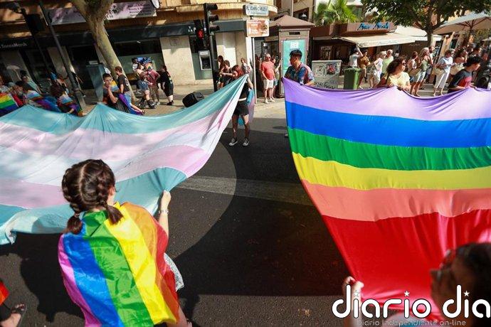 El colectivo LGTBI acusa a Son Espases de "prácticas tránsfobas" y reclama eliminar los "obstáculos" a la hormonación