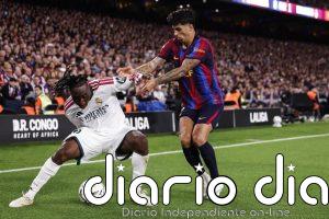 El CTA admite que Cancelo debió ser amonestado en el Clásico y afirma que la mano de Balde es "no punible"