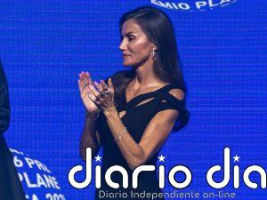 El detalle que pasó desapercibido del look de Doña Letizia en los Premios Planeta 2026 que tiene antes de ser reina