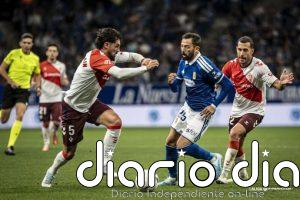El Eibar pierde el liderato en Oviedo y el Valladolid golea al nuevo Albacete de Etxeberria