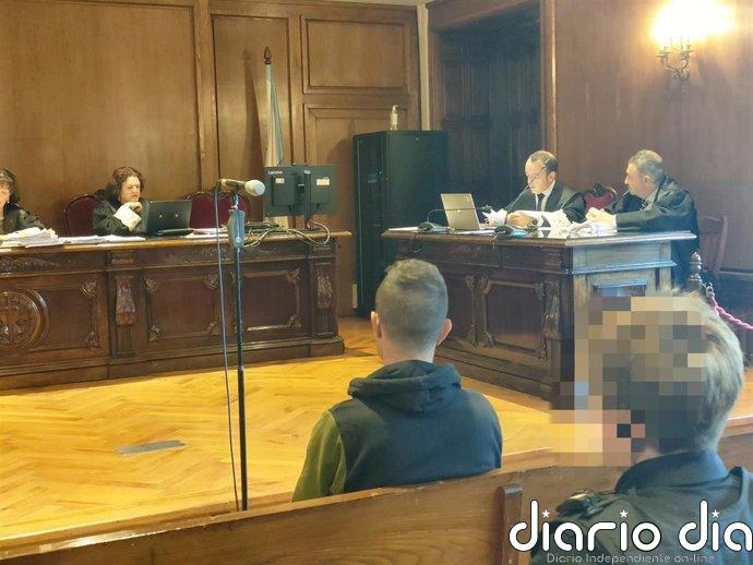 El Fiscal pide 15 años de internamiento psiquiátrico para el vecino de Bueu acusado de intentar asesinar a su madre