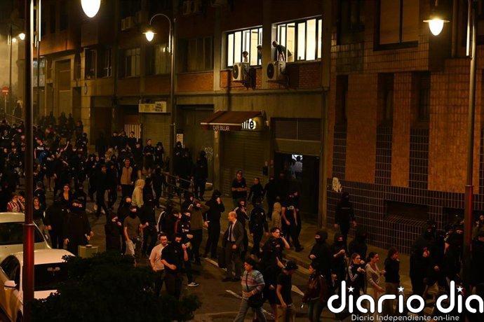 El Gobierno condena los actos violentos en Barcelona y Bilbao: "En democracia, la violencia no tiene cabida"