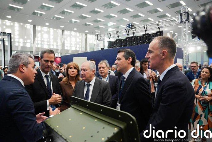 El Gobierno subraya "la gran contribución" del sector de la defensa al proceso de reindustrialización del país y Europa