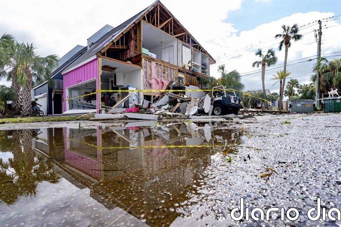 El huracán 'Isaías' pierde intensidad tras dejar cuatro muertos y fuertes inundaciones en el sureste de EEUU