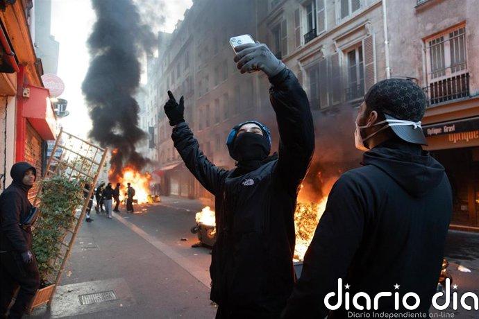 El Kremlin afirma que las protestas de estos días en varios países europeos "rozan el caos"