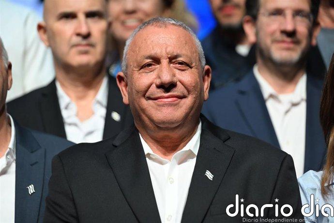 El líder opositor Eisenkot da por finiquitado a Netanyahu y se arroga la tarea de formar Gobierno