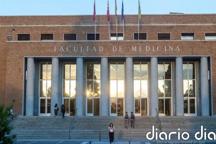 El Ministerio de Sanidad destina 17 millones de euros a mantener 1.135 plazas de Medicina en las universidades públicas