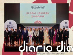 El ministro Hereu y el expresidente Aznar, en la Cumbre Mundial de Turismo que arranca este miércoles en Malta