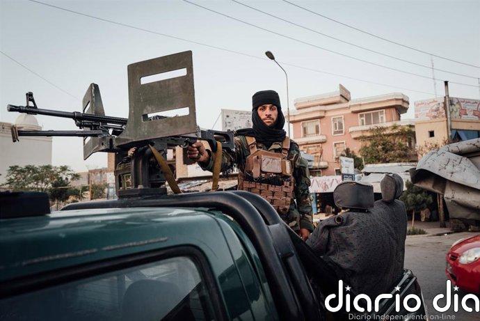 El NRF niega un supuesto plan para atacar a UNAMA en Kabul y asegura la "manipulación" del régimen talibán