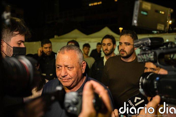 El opositor israelí Eisenkot reta a Netanyahu a un debate electoral y le acusa de ocultar la verdad del 7 de octubre