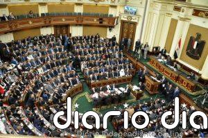 El Parlamento de Egipto autoriza el envío de tropas a Arabia Saudí a propuesta del presidente Al Sisi
