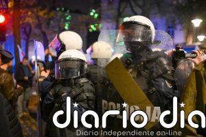 El presidente de Polonia ordena a la Policía retirar el bloqueo y convoca al Parlamento para "restablecer el orden"
