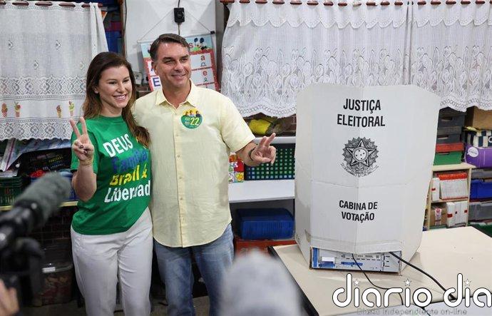 El presidente del TSE de Brasil defiende la "absoluta normalidad" de las elecciones frente a las denuncias de Bolsonaro