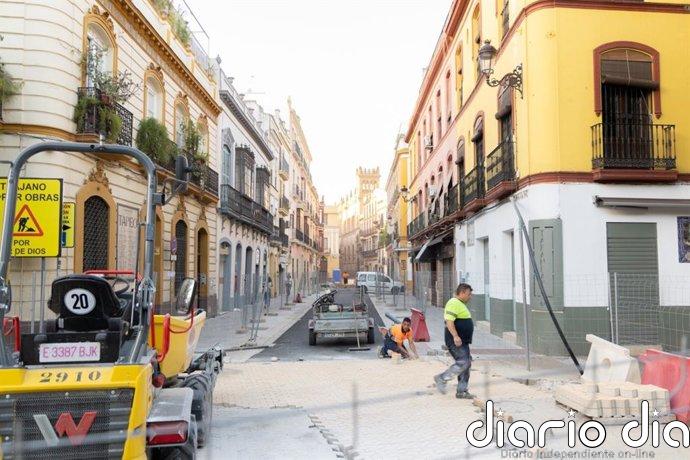 El primer tramo de la calle Trajano de Sevilla abre al tráfico el 19 de octubre mientras avanzan las obras de Emasesa