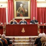 El Rey preside la apertura de curso de las Reales Academias, su primer acto tras operarse de cataratas