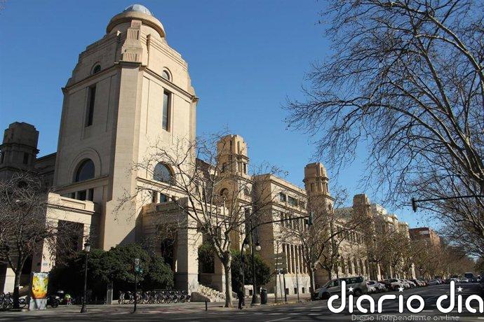 El TSJCV establece que la UV debe remitir sus comunicaciones internas en la lengua cooficial de elección de su personal