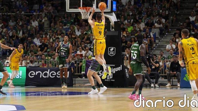 El Unicaja pierde su debut en casa contra La Laguna Tenerife