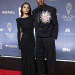 El vestido de Inés García en el Balón de Oro junto a Lamine Yamal tiene un detalle que marca la diferencia