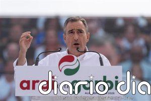 Esteban dice que se le comunicó la propuesta de Bengoetxea momentos antes de aprobarse, pese a insistir en debatirlo