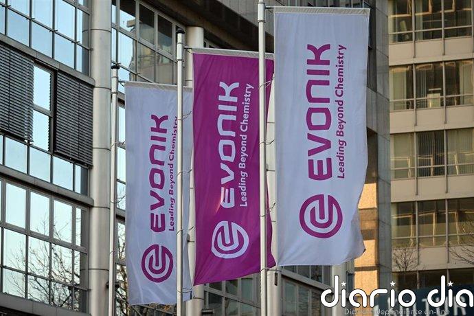 Evonik rechaza negociar con Basf su oferta mejorada de compra