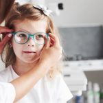 Expertos piden en el Congreso cribados de salud visual infantil y el apoyo de los profesores para una detección precoz