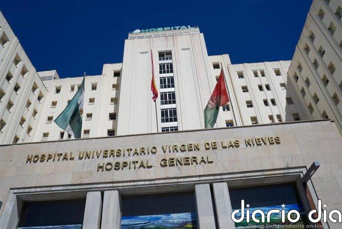 Extinguen un incendio en Salud Mental del hospital Virgen de las Nieves de Granada que provoca un desalojo temporal