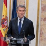 Feijóo acusa a Sánchez de usar la vivienda con "cálculo electoral" y le reta a convocar elecciones: "Estoy listo"