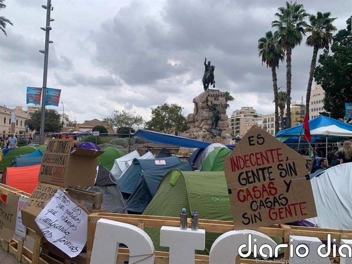 Flama y la acampada de Palma acusan a Martínez de "instrumentalizar el feminismo" para justificar el desalojo