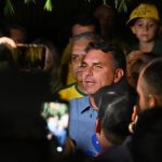 Flávio Bolsonaro llega a EEUU tras abandonar Brasil después de su derrota electoral ante Lula