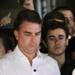 Flávio Bolsonaro rechaza los resultados electorales en Brasil y anuncia que pedirá la anulación de los comicios