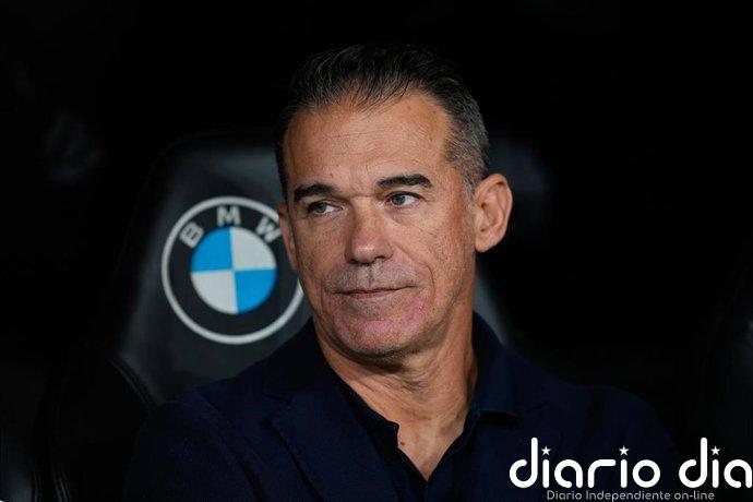 García Plaza: "Quizá no llaman al VAR porque irían a nueve puntos al Clásico si ganamos"