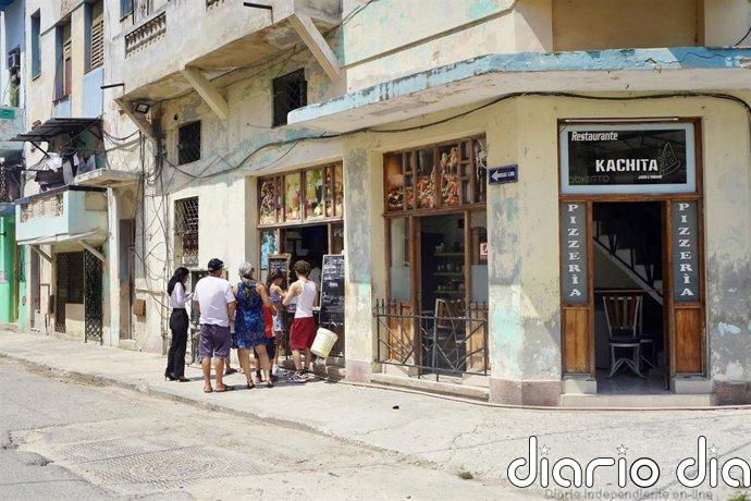 Gobierno canario ve "muy complicada" la situación de la comunidad isleña en Cuba ante el "bloqueo total" a las ayudas