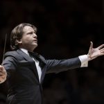 Gustavo Gimeno, director musical del Teatro Real: "Salir de gira es un gran aliciente y motivo de orgullo"