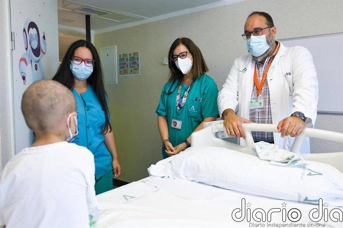 Hospital Materno de Málaga administra su primera terapia CAR-T pediátrica para leucemia linfoblástica aguda de células B