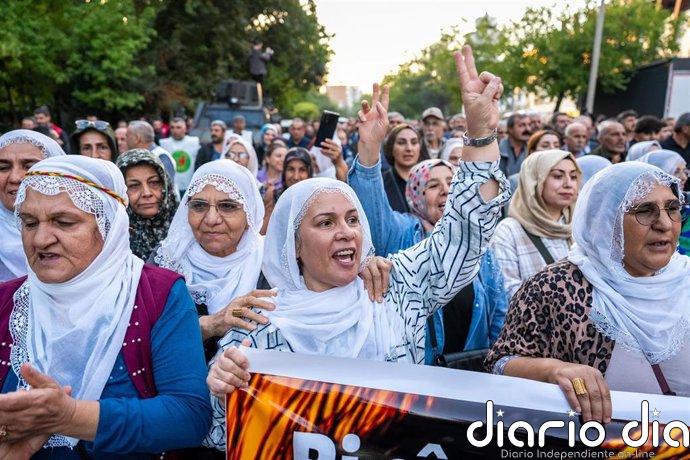HRW denuncia la restricción del Gobierno sirio en el acceso de las mujeres a las instituciones públicas
