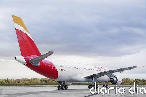 Iberia limita el precio máximo de sus vuelos con origen o destino Andalucía tras el accidente de Urda (Toledo)