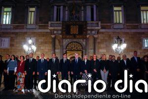 Illa, Collboni, Rull, Crespín y Moret guardan un minuto de silencio por las víctimas