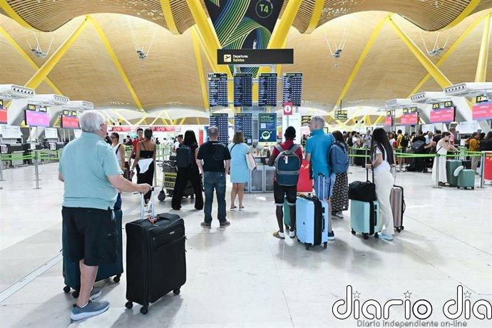 Interior prorroga 15 días más, hasta el 22 de octubre, los controles fronterizos de viajeros procedentes de Italia