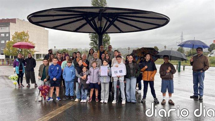 IU Oviedo exige una solución de transporte para los alumnos de Prado de la Vega