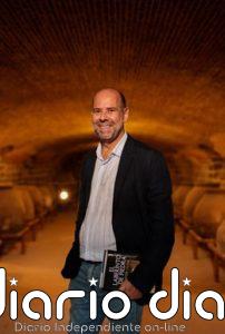 Javier Oliva lanza 'El laberinto de piedra', thriller en torno a la construcción de El Escorial:"Es un escenario brutal"