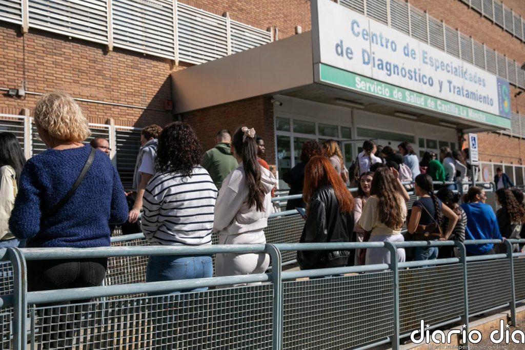 Jóvenes que no han donado sangre nunca vencen sus "miedos" y vuelcan su solidaridad en los centros de Toledo