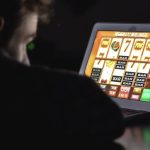 Jugadores rehabilitados piden más prevención ante la ludopatía: "El juego me ha ganado"