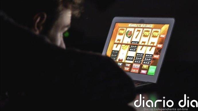 Jugadores rehabilitados piden más prevención ante la ludopatía: "El juego me ha ganado"